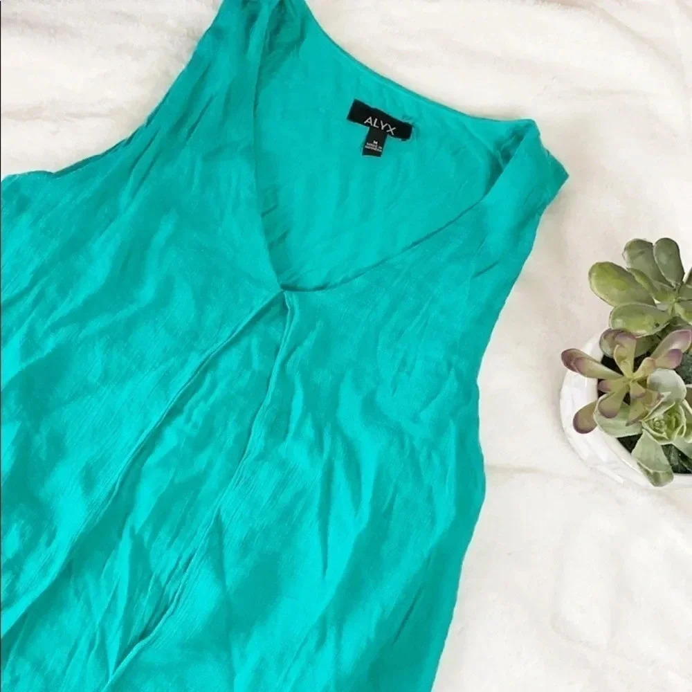 Alyx Teal blue/Green Flowy Tiered Sleeveless Top
